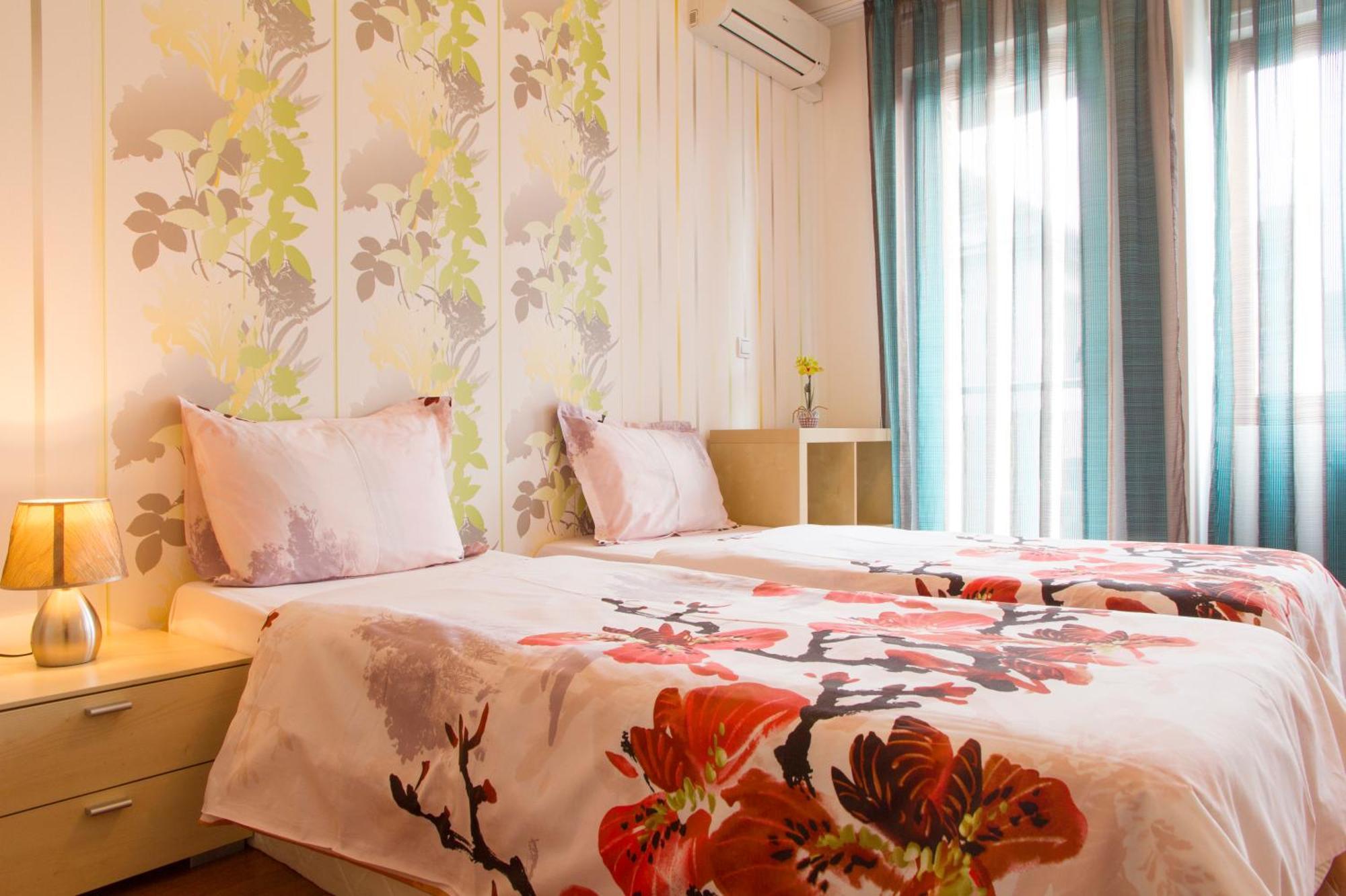 Vitosha Downtown Apartments Szófia Kültér fotó